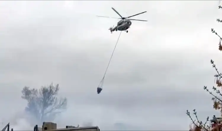 В Приречном эвакуируют население в связи с пожаром