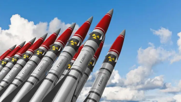 «Минобороны и Росатом должны быть готовы к испытанию ядерного оружия…» - Путин