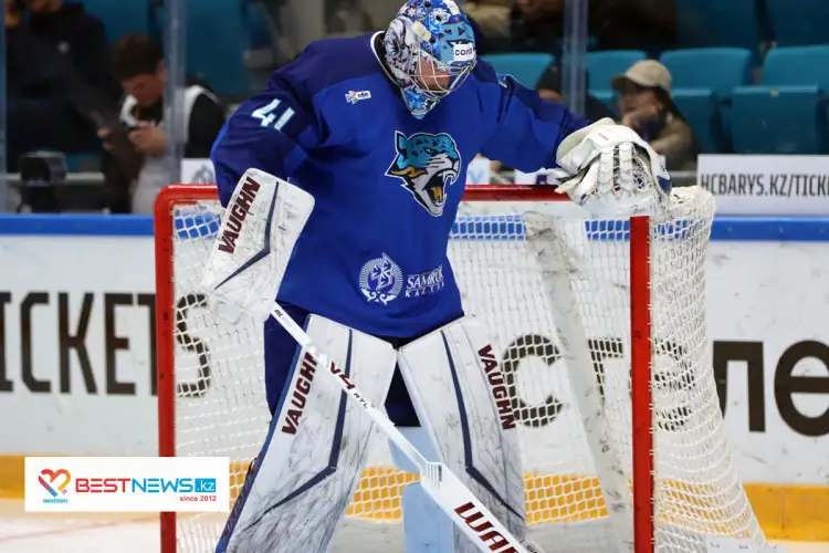 "Участие Адама Шила в январских выездных матчах под вопросом" - Кравец