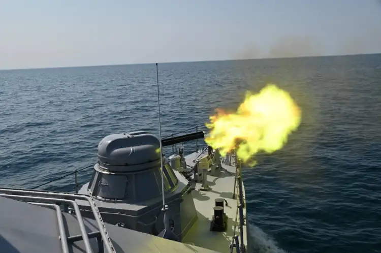 В Актау подняли Военно-морские силы по тревоге для проведения учения