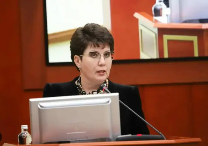 Наталья Годунова освобождена от должности