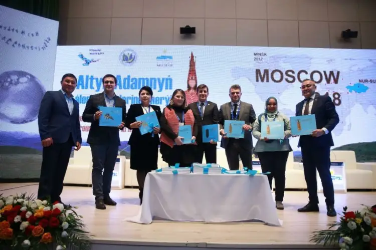 Нацмузей: "Золотой человек" был представлен в 12 странах