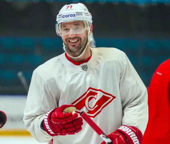 Прямой эфир матча Барыс-Спартак с участием Ковальчука