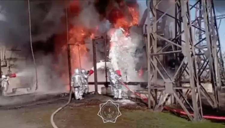 На заводе в Таразе загорелся трансформатор