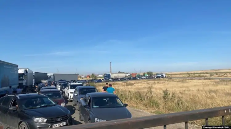 Поток мигрантов из России в Казахстан увеличился вдвое – МВД