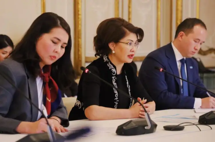 Аида Балаева обсудила совместные проекты с руководством музея Лувра