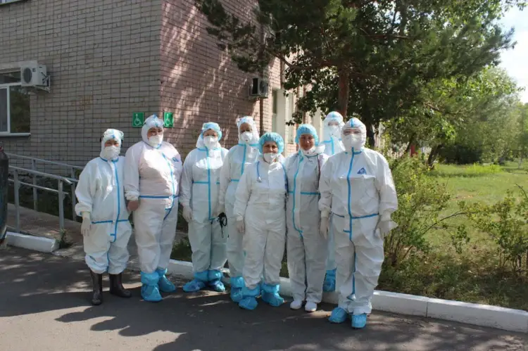 «Готовимся к новой волне»: в Павлодар прибыли врачи из Новосибирска