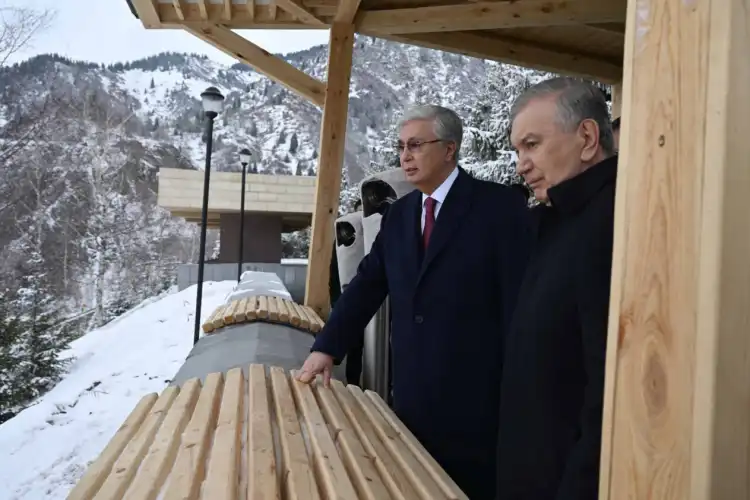 Президенты Казахстана и Узбекистана посетили Шымбулак