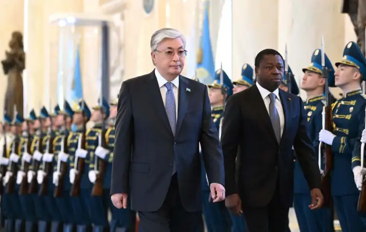 В Казахстан с визитом прибыл Президент Тоголезской Республики