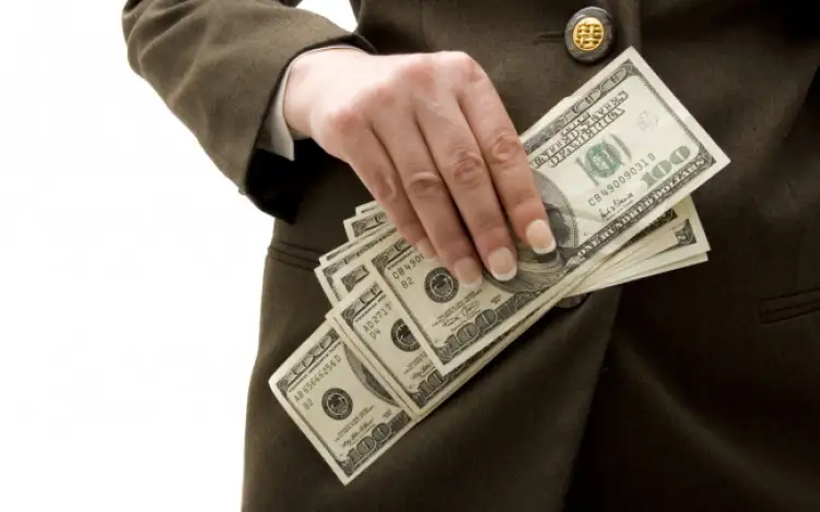 Модель из Москвы обокрали по дороге из Астаны