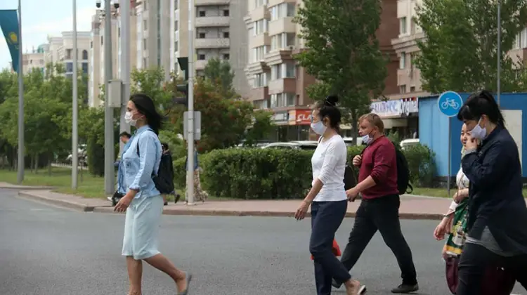 Суточная заболеваемость превысила 3000 случаев в Казахстане