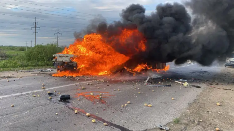 Трое пассажиров и один ребенок сгорели в результате ДТП возле Певтропавловска