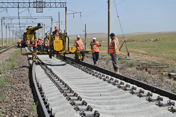 В КТЖ ответили на требование бастующих железнодорожников в Мангистауской области
