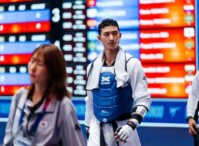Батырхан Толеугали стал первым чемпионом мира по таеквондо в Казахстане