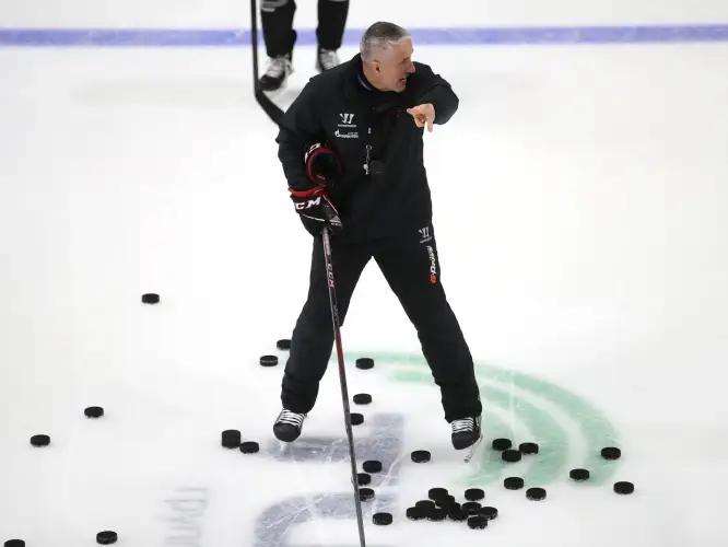 "Авангард" отказался от тренировки перед матчем с "Барысом"